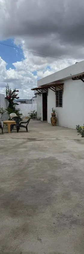 Casa com 2 quartos no Alto do Moura，位于卡鲁阿鲁的酒店