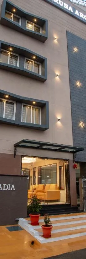 Hotel PRM Aruna Archadia，位于埃罗德的酒店
