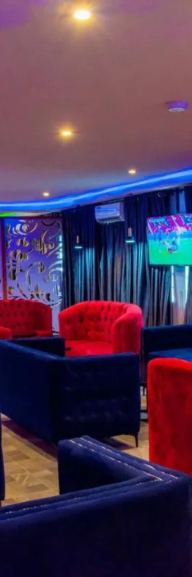 House10 luxury hotel and suites，位于拉各斯的酒店