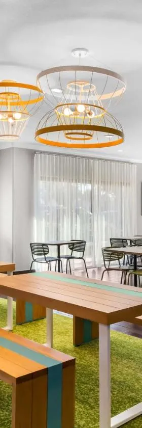 Spark by Hilton Pearland，位于皮尔兰的酒店