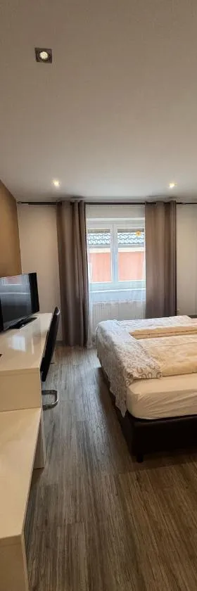 Austria Traveller Hotel Kirchdorf，位于克雷姆斯河畔基希多夫的酒店