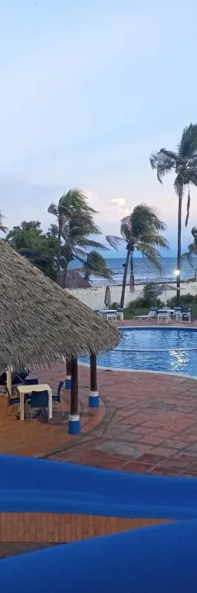 Destino Marino Apartamento con vista al mar Tucacas，位于Tucacas的酒店