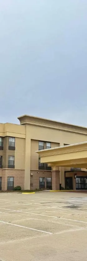 迪凯特/福赛斯汉普顿酒店，位于Forsyth的酒店