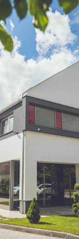 Smart HTL，位于Körösladány的酒店