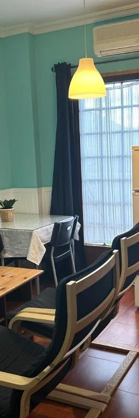 Apartamentos Gerena 5A izquierda，位于Gerena的酒店