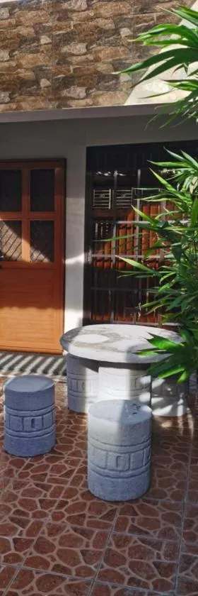 Samong Transient House，位于伊穆斯的酒店