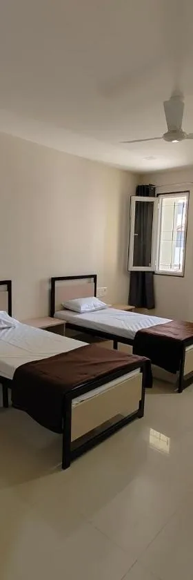 Hotel Vishram guesthouse lodge，位于Sangli的酒店