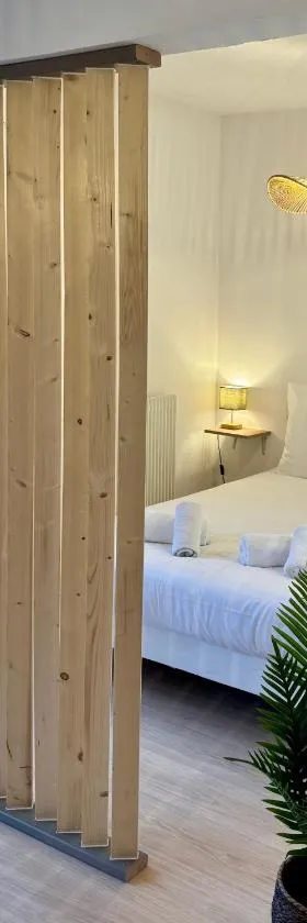 Chaleureux studio entre lac et montagnes，位于Neuvecelle的酒店