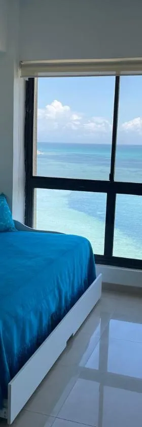Estudio con Increíble VISTA AL MAR de 1 a 4 huespedes，位于波拉马尔的酒店