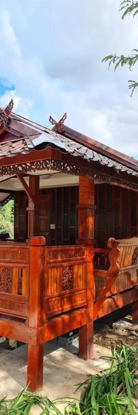 ไททำดี โฮมสเตย์ Taitam-D Homestay，位于Ta Phraya的酒店