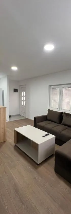 Rankovic Apartmani 2，位于波扎雷瓦茨的酒店