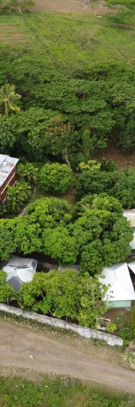 Outback Retreat/Hotel, Ba Fiji，位于Tonge的酒店