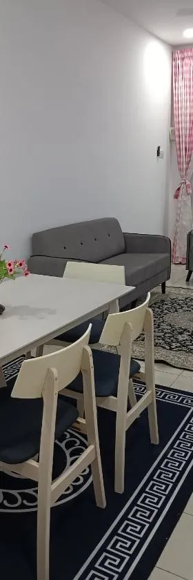 Selesa santai Homestay，位于Kampung Baharu的酒店