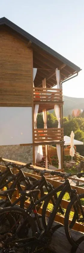 B&B Apartments Burić Plitvice Lakes，位于普利特维采湖的酒店