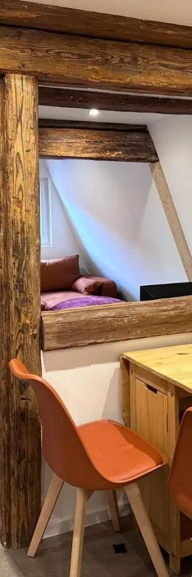 Appartement 2023，位于坎特赞的酒店