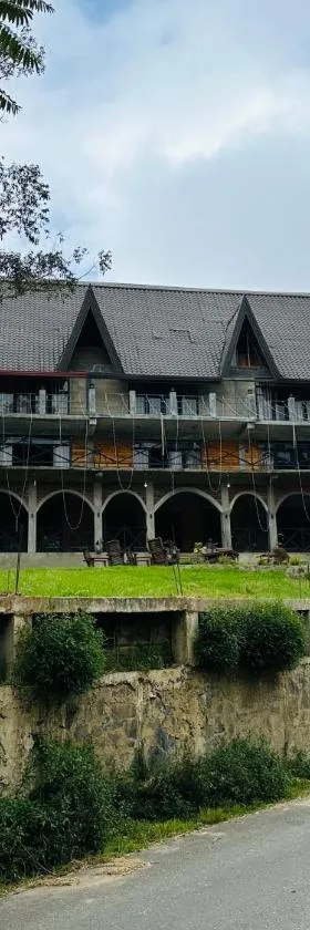 Whistling Thrush Cottage，位于Pattipola的酒店