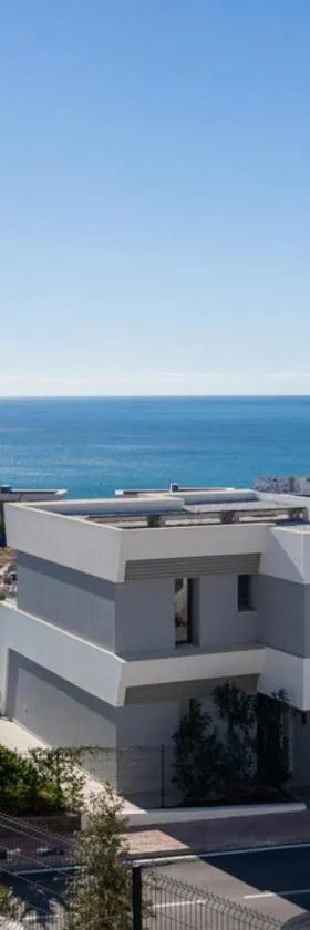 Beautiful Modern Town House - EDEN RESORT，位于米哈斯科斯塔的酒店