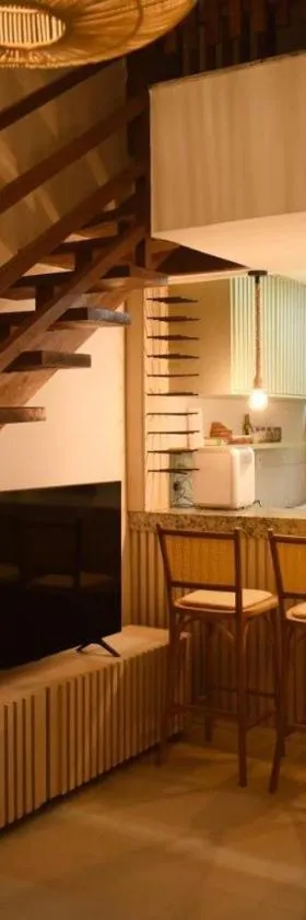 GUARAJUBA TIE 4 Quartos DUPLEX DE LUXO，位于Camacari的酒店