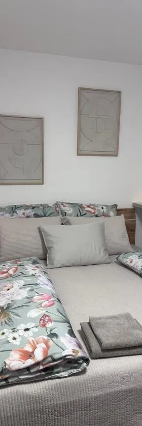 Apartmán Leona，位于佩尔赫日莫夫的酒店