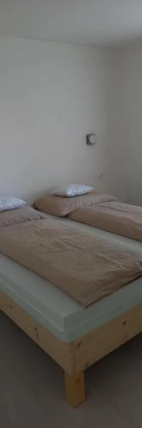 BB64 Apartmanház，位于贝凯什乔包的酒店