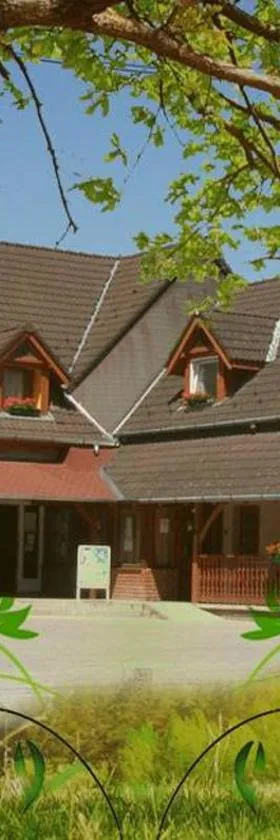 Kettős Csárda Szálláshely Bocfölde，位于Bocfölde的酒店
