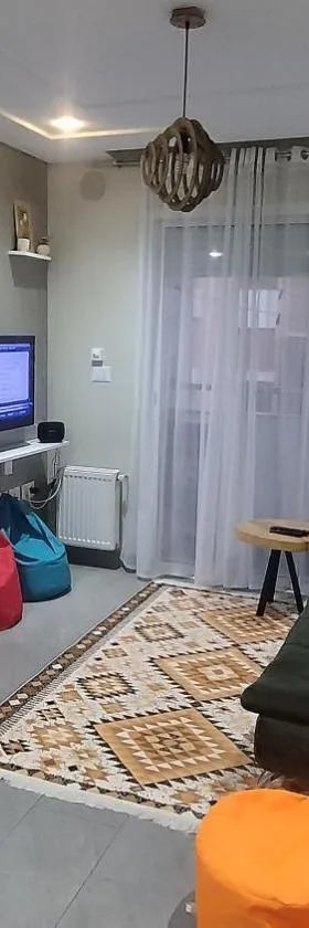 Appartement Cosy，位于Boumhel El Bassatine的酒店