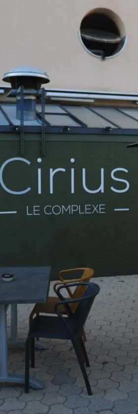 HOTEL RESTAURANT CIRIUS，位于蒙特龙莱班的酒店