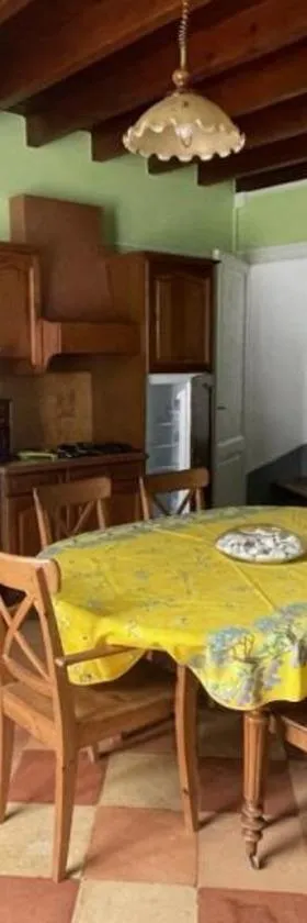 Le logis d Adrien，位于Saint-Magne-de-Castillon的酒店