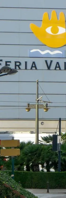 SunDos Feria Valencia，位于瓦伦西亚的酒店