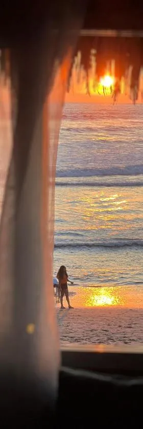 Buena Onda Surf House，位于拉斯彭尼塔斯的酒店