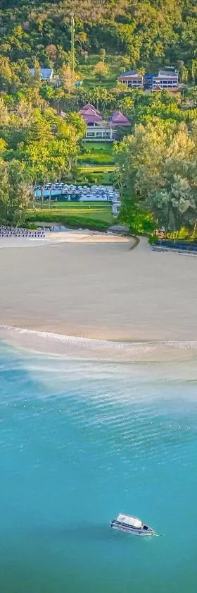 Dusit Thani Krabi Beach Resort - SHA Extra Plus，位于功孟海滩的酒店
