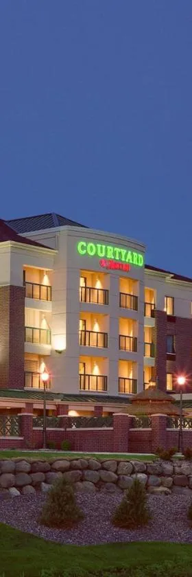 Courtyard by Marriott Madison East，位于麦迪逊的酒店