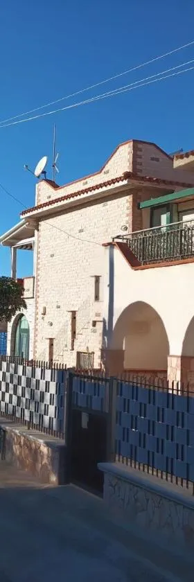 Casa Fronte Mare，位于伊索拉戴里费米尼的酒店