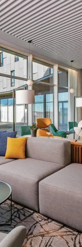 Courtyard by Marriott Reykjavik Keflavik Airport，位于凯夫拉维克的酒店