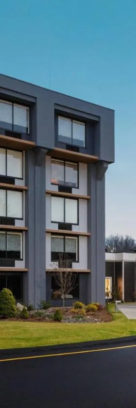 Fairfield Inn & Suites Springfield Enfield，位于斯普林菲尔德的酒店