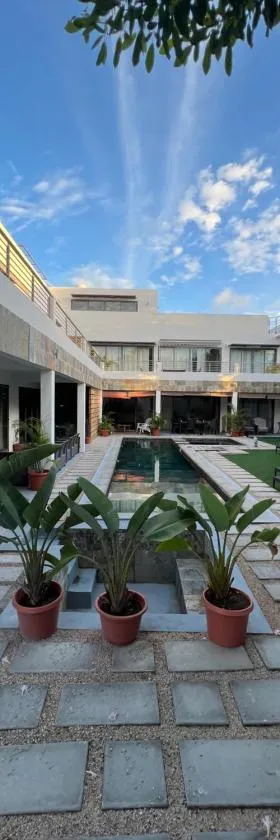 The Bok & Dodo luxury 4 Bedroom House，位于佩雷贝勒的酒店