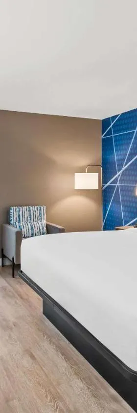 Comfort Inn & Suites Salt Lake City I-80 I-15 Downtown，位于盐湖城的酒店