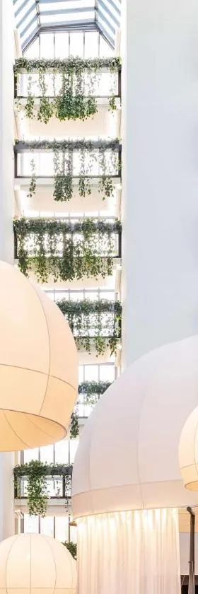 巴黎凡尔赛门展览中心美居酒店，位于巴黎的酒店
