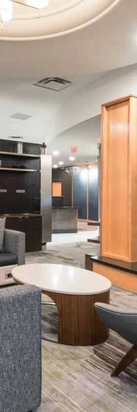 Courtyard by Marriott Toronto Vaughan，位于沃恩的酒店