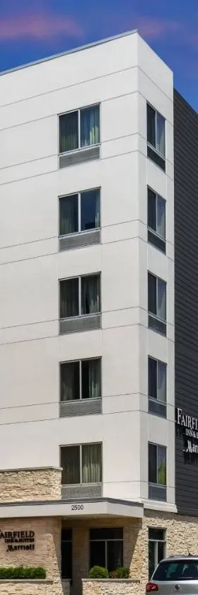 辛辛那提住宅区/大学区费尔菲尔德客栈及套房万豪酒店，位于辛辛那提的酒店