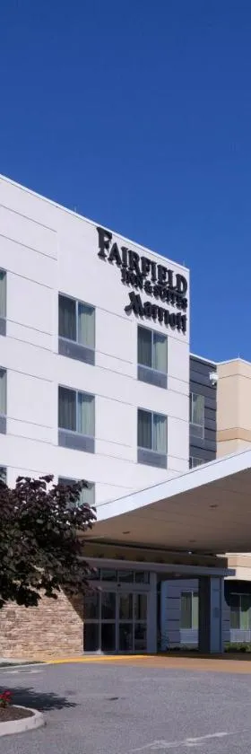 Fairfield Inn & Suites by Marriott Richmond Ashland，位于阿什兰的酒店