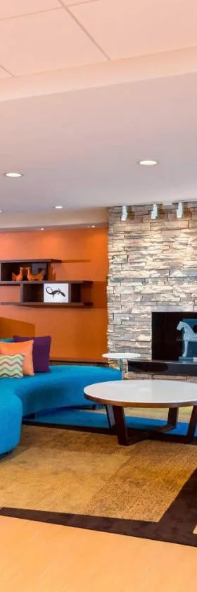 Fairfield by Marriott Inn & Suites Palm Desert Coachella Valley，位于棕榈荒漠的酒店