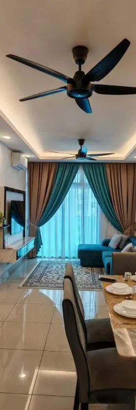 Near MMHE - 3 Bedrooms Homestay Meridin Bayvue Pasir Gudang，位于马西的酒店