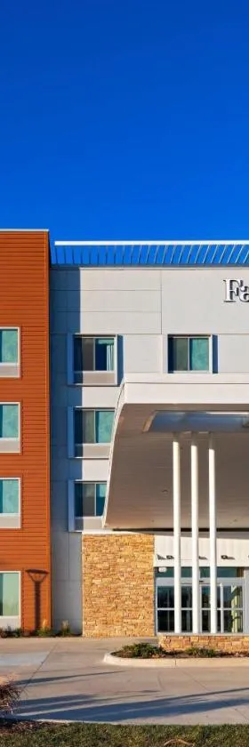 Fairfield Inn & Suites by Marriott Oskaloosa，位于Oskaloosa的酒店