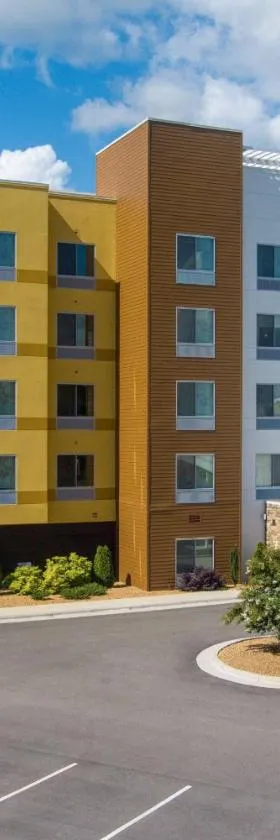Fairfield Inn & Suites Rocky Mount，位于落基山的酒店