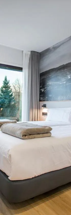 Hotel Llivia，位于利维亚的酒店