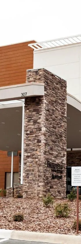 Fairfield by Marriott - Rockingham, NC，位于罗金厄姆的酒店