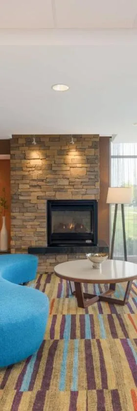 Fairfield Inn & Suites by Marriott Bloomsburg，位于布卢姆斯堡的酒店