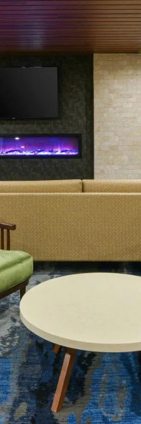 Fairfield Inn & Suites by Marriott Moorpark Ventura County，位于Moorpark的酒店