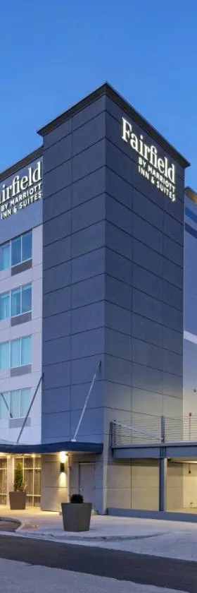 Fairfield Inn and Suites by Marriott St Louis Downtown，位于圣路易斯的酒店